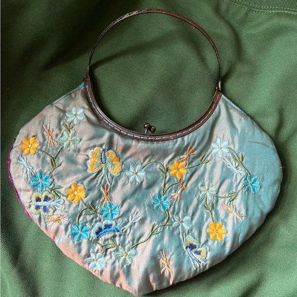 LAILA ROWE-VINTAGE EVENING CLUTCH/PURSE with ajustable HANDLE - Picture 6 of 10